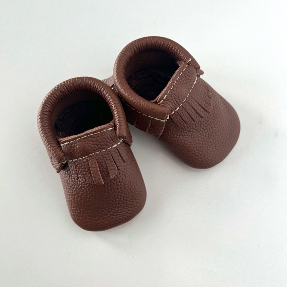 Freshly Picked Moccasin Baby Shoe in Brown size 1 - Picture 1 of 9